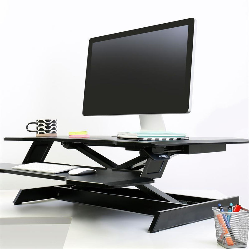Ergotron WorkFit Corner Steh-Sitz Arbeitsplatz für einen Bildschirm bis 76,2 cm (30')
