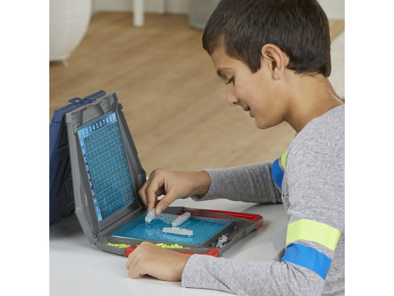 Hasbro Flottenmanöver