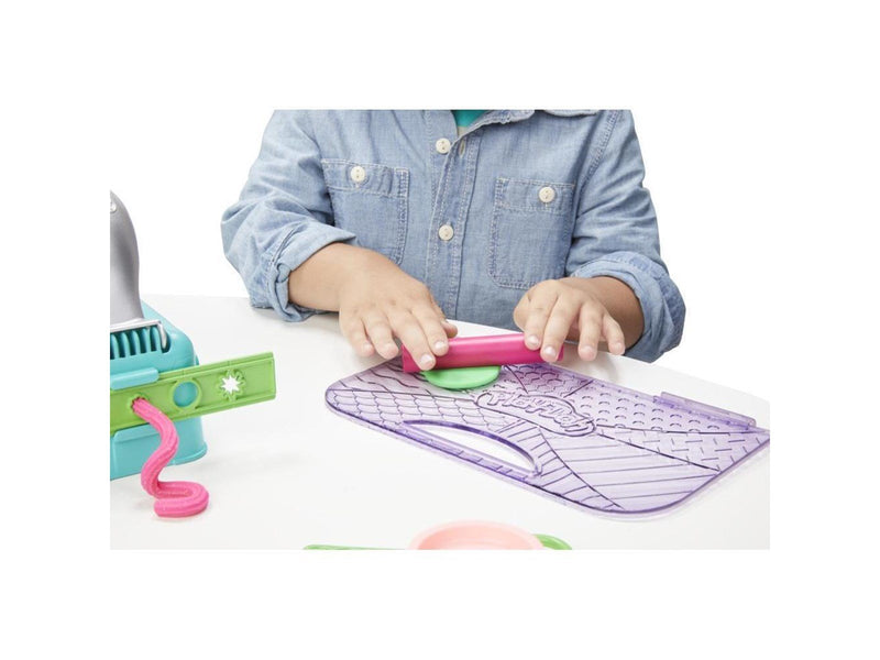 Play-Doh On the Go Imagine and Store Studio