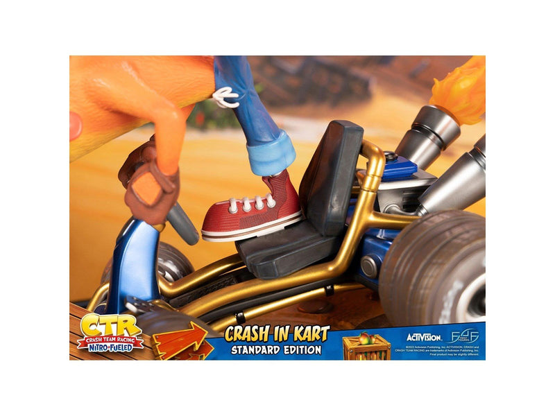 First 4 Figures - Crash Team Racing Nitro-Fueled Resin Painted Statue: Crash in Kart (Standard Edition) - Figur