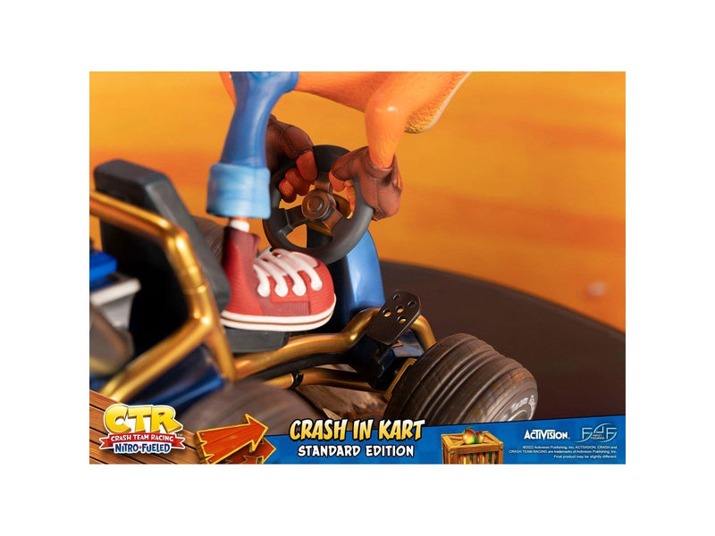 First 4 Figures - Crash Team Racing Nitro-Fueled Resin Painted Statue: Crash in Kart (Standard Edition) - Figur
