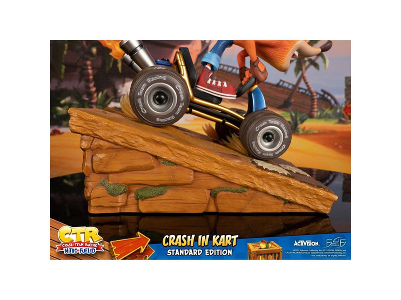 First 4 Figures - Crash Team Racing Nitro-Fueled Resin Painted Statue: Crash in Kart (Standard Edition) - Figur