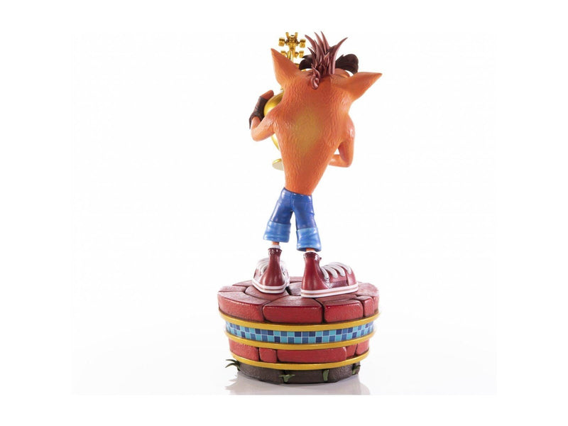 First 4 Figures - Crash Team Racing Nitro-Fueled - Crash (Winner) (Standard Edition) - Figur