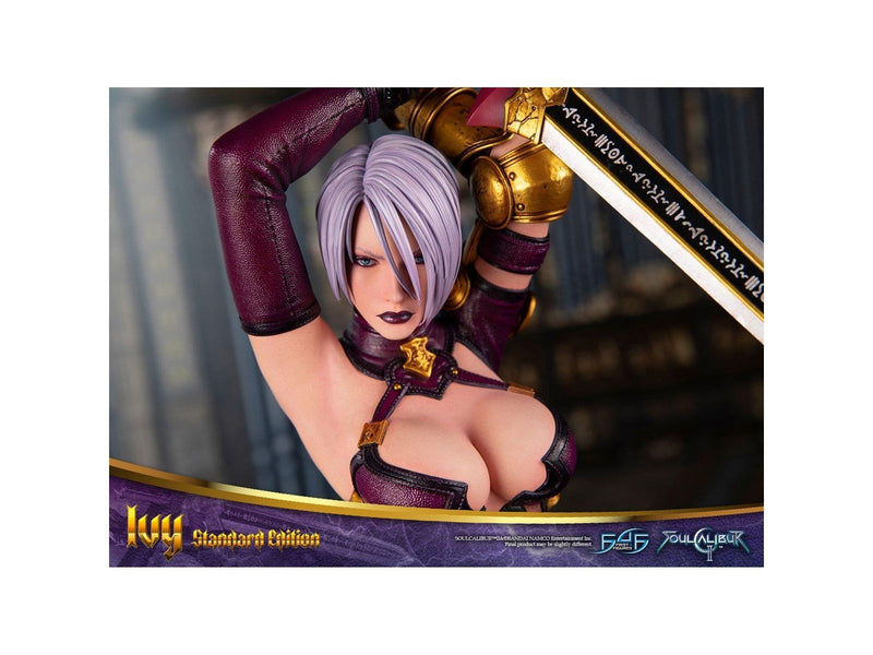 First 4 Figures - Soul Calibur II Resin Painted Statue: Ivy (Standard Edition) - Figur