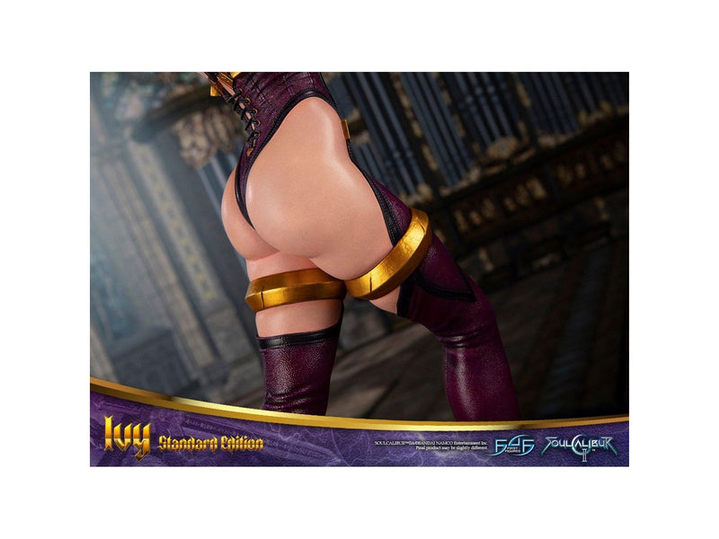 First 4 Figures - Soul Calibur II Resin Painted Statue: Ivy (Standard Edition) - Figur