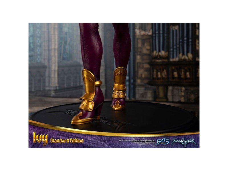 First 4 Figures - Soul Calibur II Resin Painted Statue: Ivy (Standard Edition) - Figur