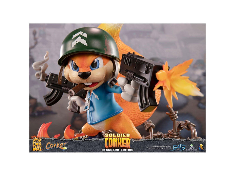 First 4 Figures - Conker's Bad Fur Day Resin Painted Statue: Soldier Conker (Standard Edition) - Figur
