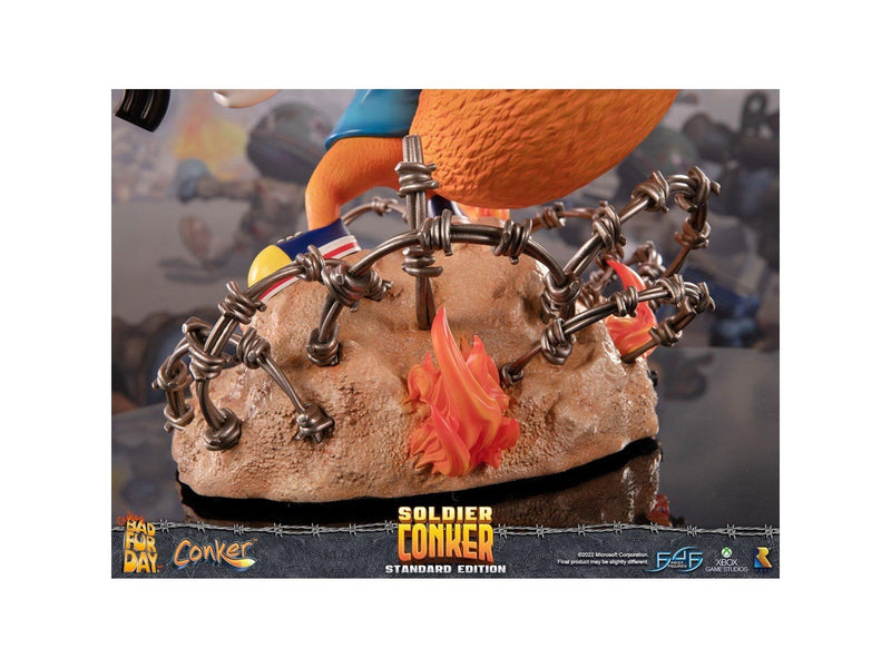 First 4 Figures - Conker's Bad Fur Day Resin Painted Statue: Soldier Conker (Standard Edition) - Figur