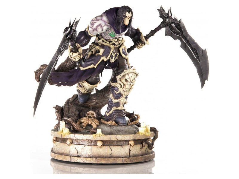 First 4 Figures - Darksiders Resin Painted Statue: Death (Standard Edition) - Figur