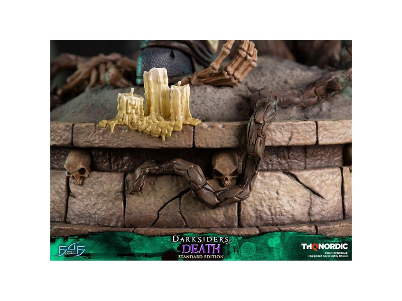 First 4 Figures - Darksiders Resin Painted Statue: Death (Standard Edition) - Figur