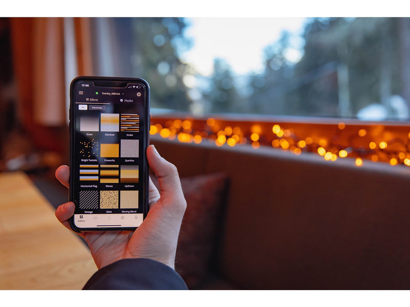 Twinkly Cluster – 400 App-controlled AWW LEDs. 6 Meters. Black Wire.