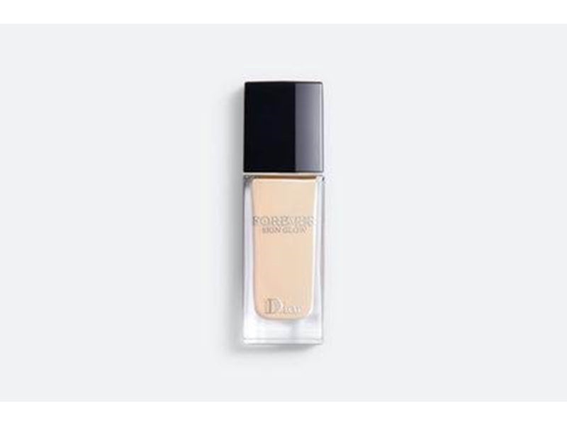 Christian Dior Forever Skin Glow Clean Radiant Foundtion - 24 h Wear and Hydration 1N 30 ml