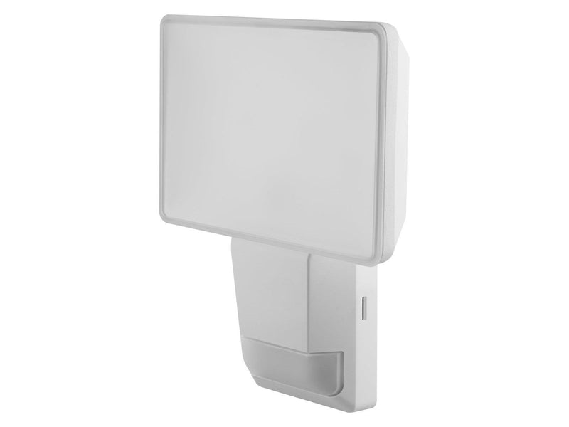 LEDVANCE ENDURA® PRO FLOOD SENSOR 15W 4000K IP55 White