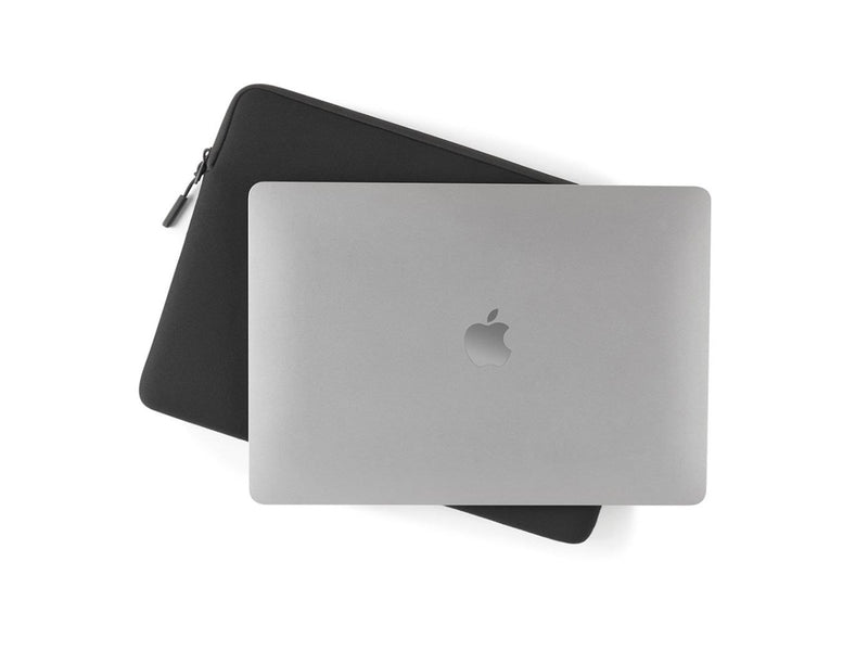 Pipetto Classic Fit Sleeve for MacBook Pro 14/Air 13.6 - Black