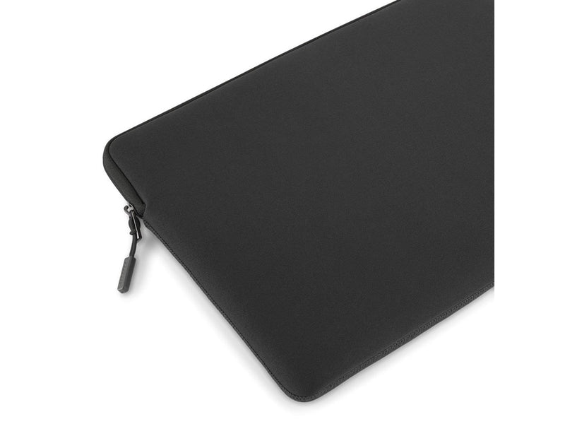 Pipetto Classic Fit Sleeve for MacBook Pro 14/Air 13.6 - Black