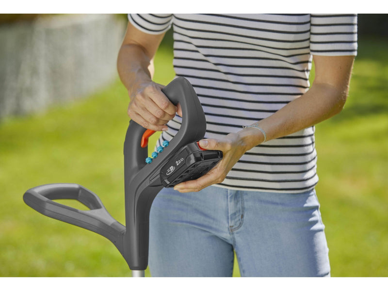 Gardena Akku-Trimmer SmallCut 23/18V P4A Ready-To-Use Set