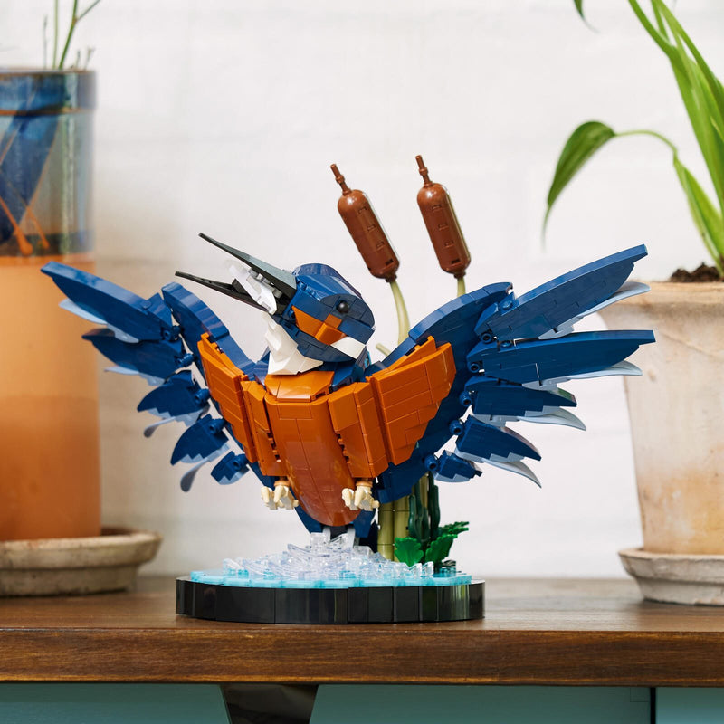 LEGO® Icons 10331 Eisvogel