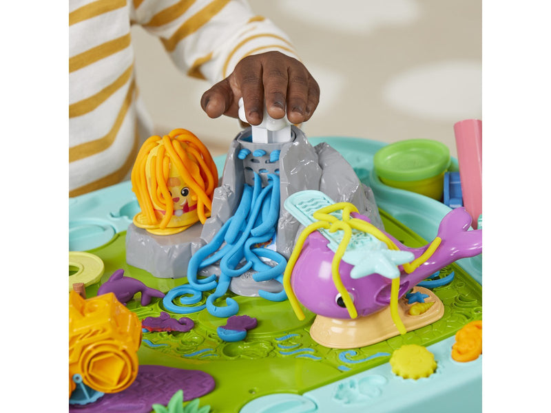 Hasbro Creativity Table