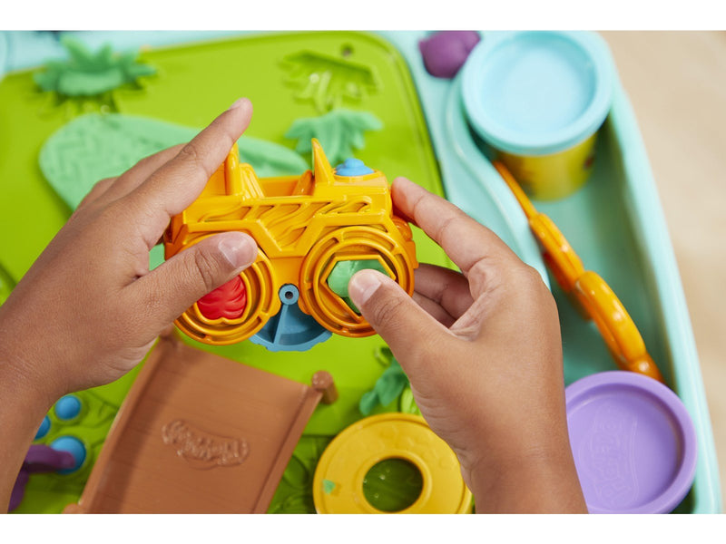 Hasbro Creativity Table