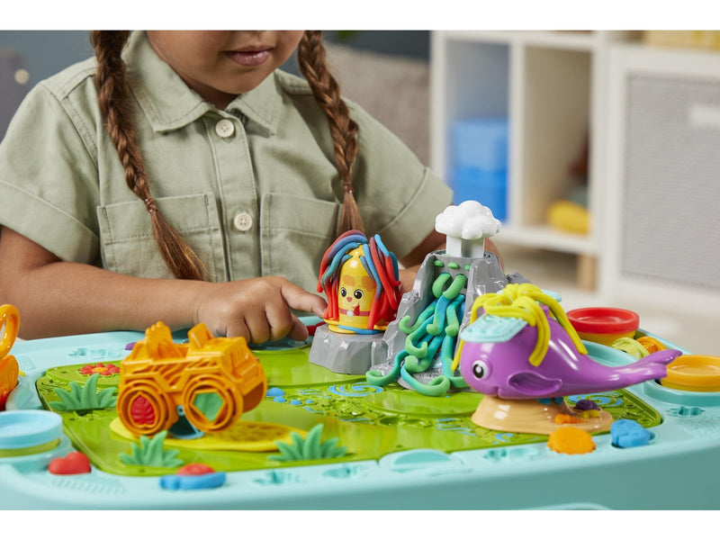 Hasbro Creativity Table