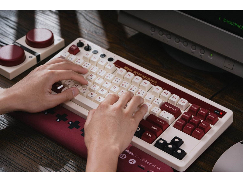 8BitDo Retro Mechanical Keyboard - Fami Edition - Tastatur und Ziffernsatz - Englisch - UK - Braun