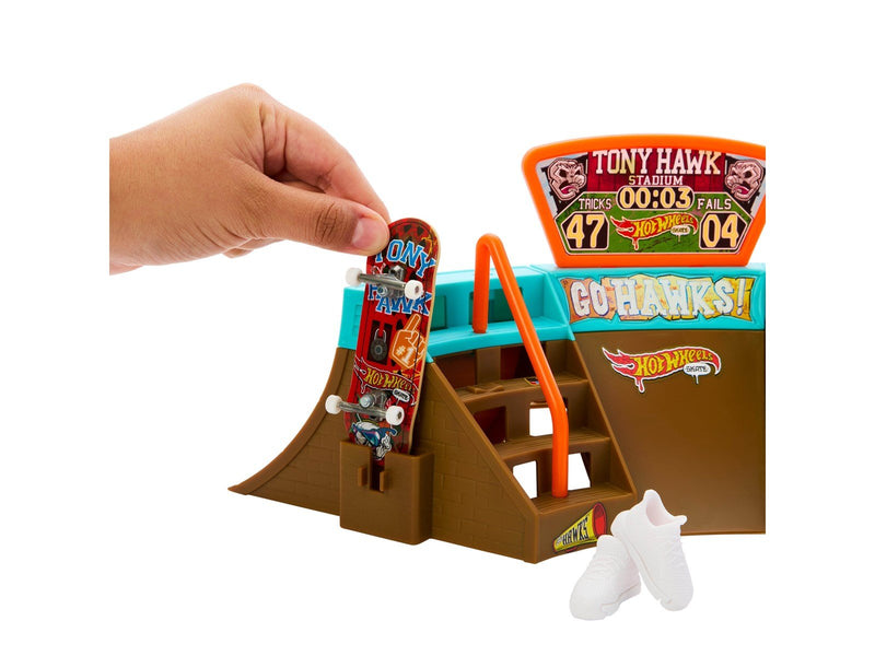Hot Wheels Skate Stadium Set With Exclus
