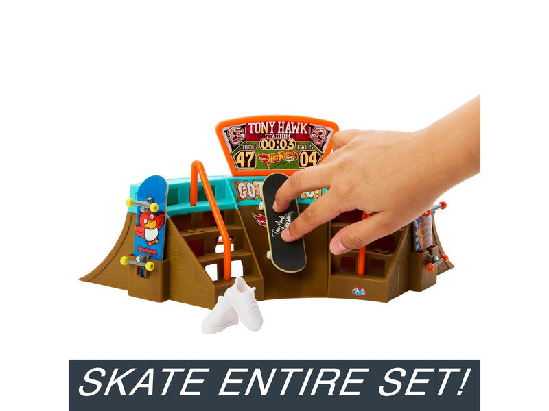 Hot Wheels Skate Stadium Set With Exclus