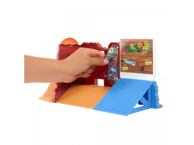 Hot Wheels Skate Donut Skatepark With Tony Hawk Fingerboard & Pair Of Skate Shoes