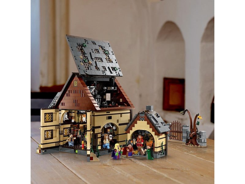 LEGO Ideas 21341 Disney Hocus Pocus: Das Hexenhaus der Sanderson-Schwestern