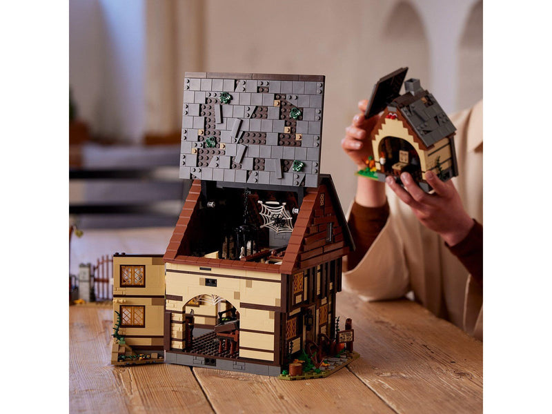 LEGO Ideas 21341 Disney Hocus Pocus: Das Hexenhaus der Sanderson-Schwestern