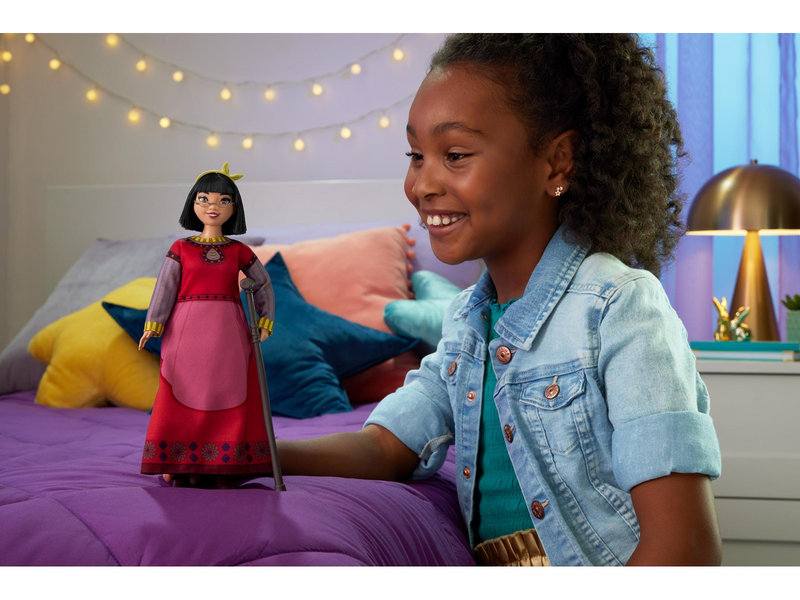 Disney Wish Dahlia of Rosas Fashion Doll