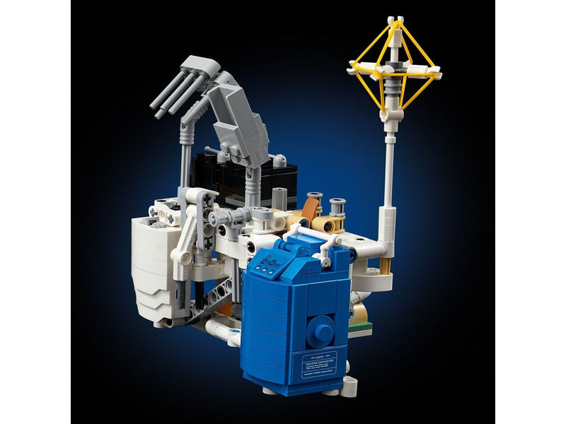 LEGO Technic 42182 NASA Apollo Lunar Roving Vehicle (LRV)