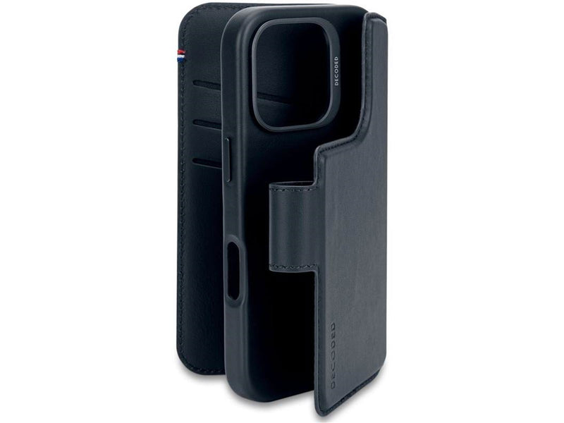 Decoded Leather Detachable Wallet navy - iPhone 16 Pro