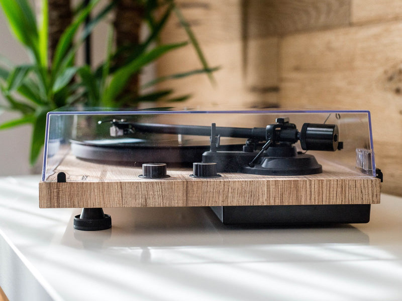 Lenco LBT-188PI - Record Player with Bluetooth® transmission wood - Pine - Plattenspieler Beige