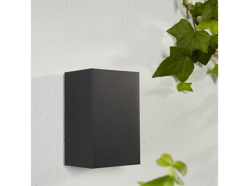 Philips Hue Resonate Outdoor Wandleuchte - Schwarz