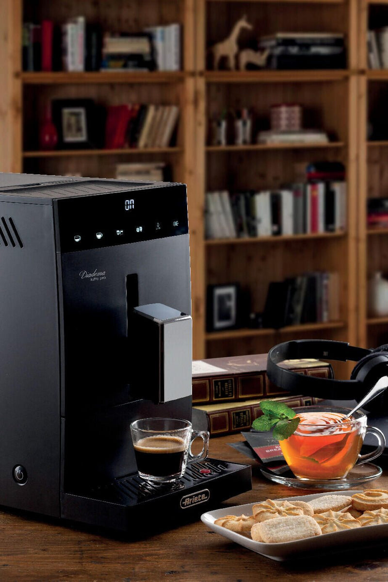 Ariete Diadema Kaffeevollautomat mit Milchbehälter - schwarz