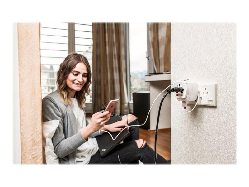 SKross World Travel Adapter PRO Light USB