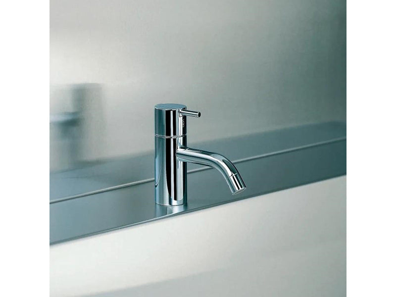 Vola HV1 bathroom mixer, chrome