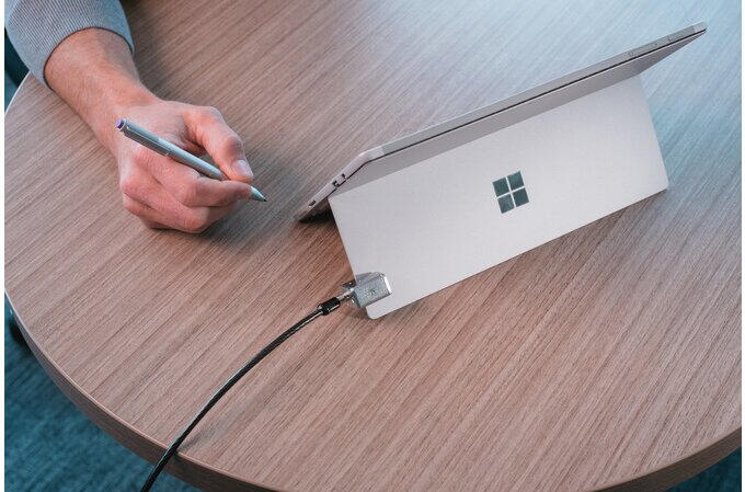 Kensington - Sicherheitskabelschloss - 1.8 m - für Microsoft