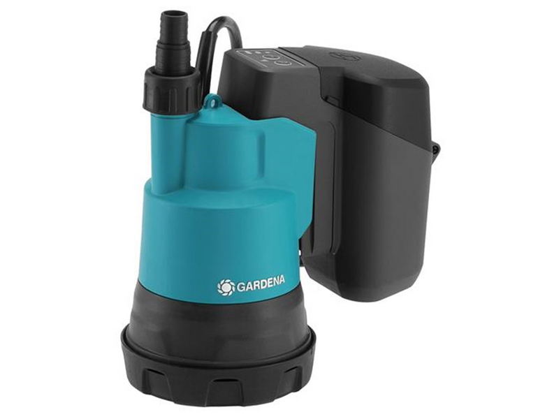 Gardena Battery Clear Water Submersible Pump 2000/2 18V P4AReady-To-Use Set