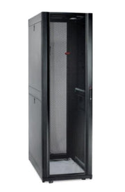 APC NetShelter SX, 42 HE Server Rack-Gehäuse, 600 mm x 1070 mm, mit schwarzen Seitenteilen (AR3100)