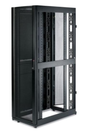 APC NetShelter SX, 42 HE Server Rack-Gehäuse, 600 mm x 1070 mm, mit schwarzen Seitenteilen (AR3100)