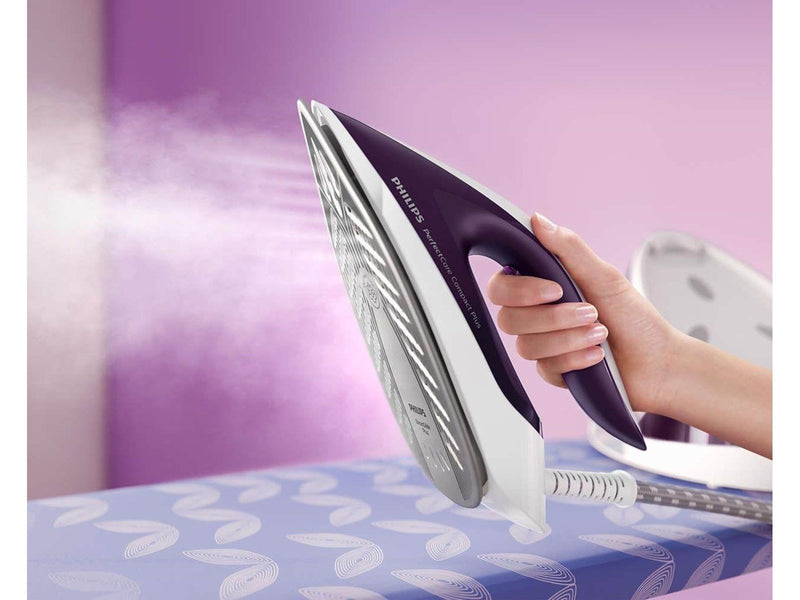 Philips Dampfbügeleisen PerfectCare Compact Plus GC7933/30