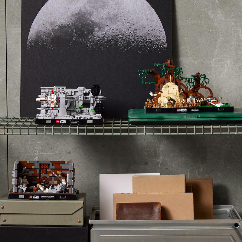 LEGO® Star Wars Death Star™ Trench Run Diorama 75329