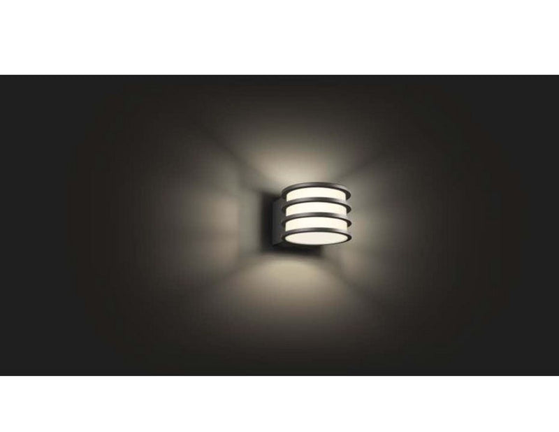 Philips Hue Outdoor Lucca Wandleuchte