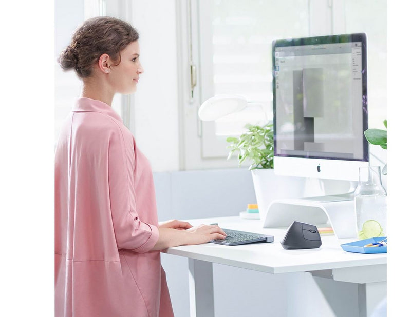 Logitech MX Vertical Advanced wireless Bluetooth - Mac & PC - Ergonomische Maus (Schwarz)