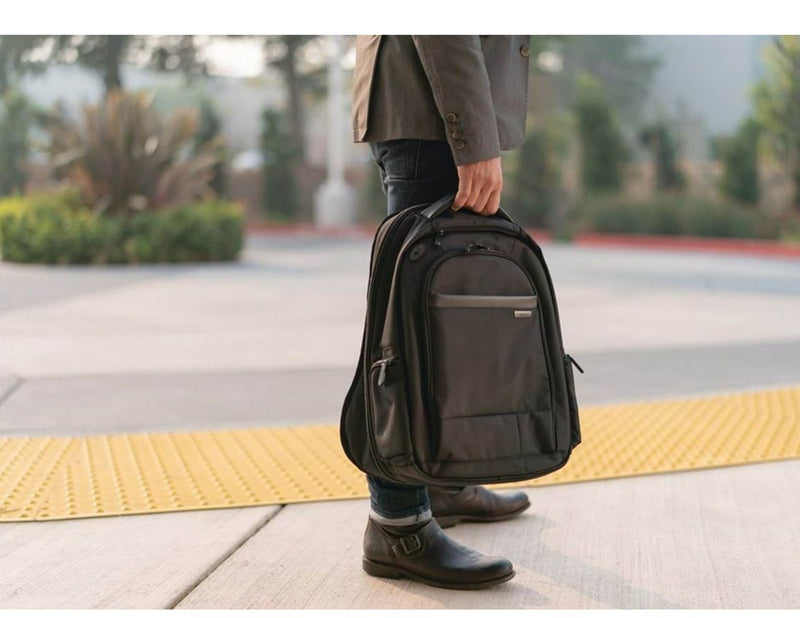 Kensington Contour 2.0 15.6" Business Laptop Rucksack