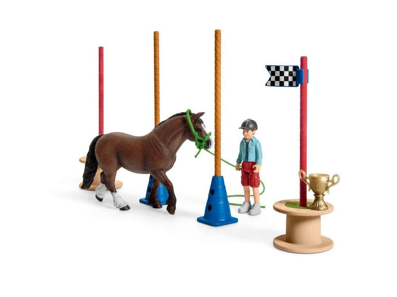 Schleich Farm World Pony agility race