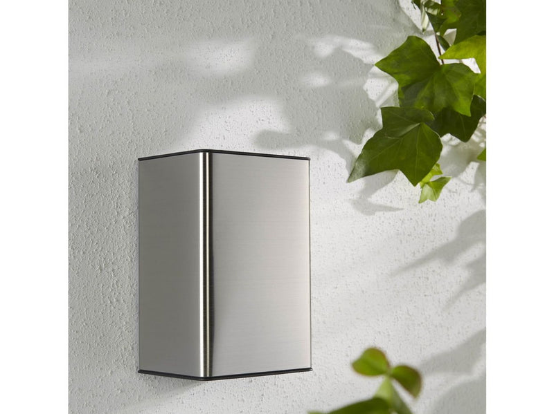 Philips Hue Outdoor Resonate Wandleuchte - Inox