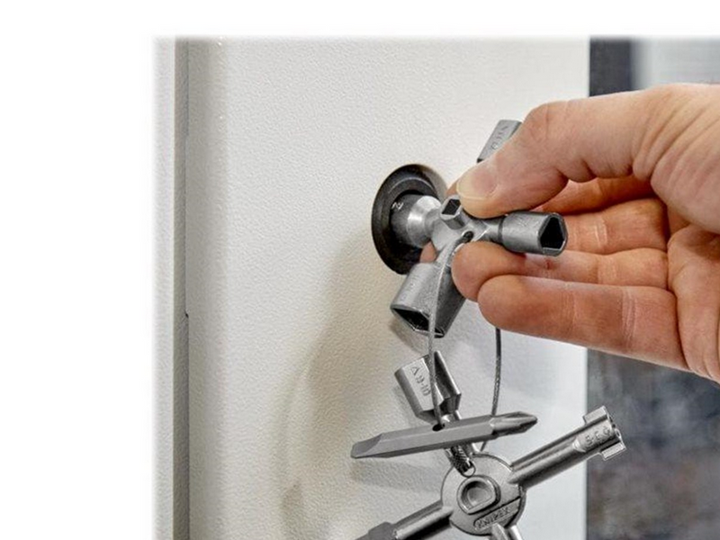 KNIPEX TwinKey®, für gängige Schränke und Absperrsysteme